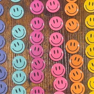 Colorful Smiley Face Magnets Set 100